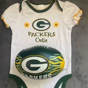 Girl’s Green Bay Packers Onesie and Football (6-12mos)